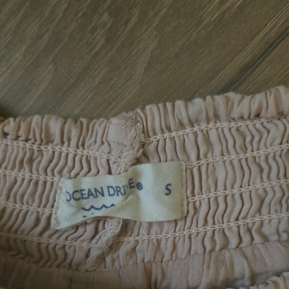 Ocean Drive Pink Ruffle Shorts - Picture 4 of 9